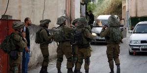 تصاعد التوتر في الأراضي الفلسطينية، اقتحامات بالضفة وقصف على غزة - المدينة برس