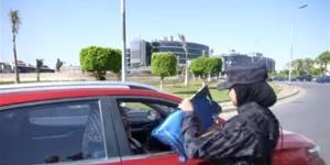 الداخلية تشارك المواطنين احتفالات ذكرى ثورة 30 يونيو وتوزع الهدايا في مختلف المحافظات (فيديو) - المدينة برس