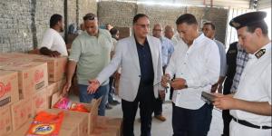 محافظ القليوبية يضبط مخزنًا لإعادة تعبئة منظفات مجهولة المصدر ويوجه باتخاذ الإجراءات القانونية - المدينة برس