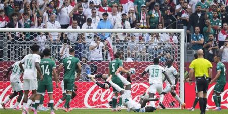 الشوط الأول، السنغال تتقدم على العراق بهدف وتتمسك بحلم التأهل بالمونديال - المدينة برس