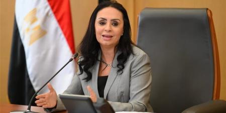 وزيرة التضامن توجه بصرف المساعدات لأسر ضحايا سقوط تروسيكل بترعة أسيوط - المدينة برس