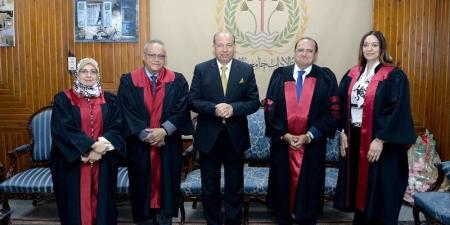 رئيس جامعة المنصورة: أكبر باحثة دكتوراه تقدم رسالة للأجيال بأن العلم لا يتوقف عند عمر - المدينة برس