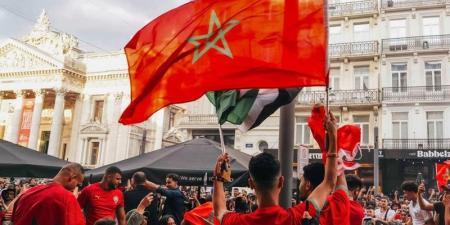 قمة "الأسود والديوك" تضع "مغاربة فرنسا" أمام اختبار القلب والانتماء - بوابة المدينة برس