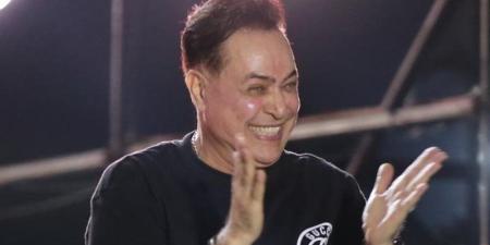 انتصارات منتخب مصر زادتها انتشارا، حكيم يحتفل بنجاح أغنيته "نص ملعب قلبي" - المدينة برس