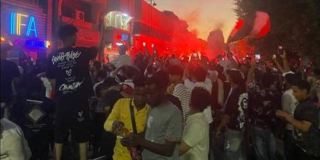 فرحة هستيرية لجماهير ميت عقبة بعد الهدف الثاني لمنتخب مصر أمام الأرجنتين - المدينة برس