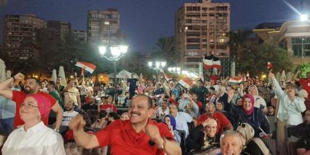 فرحة أهل المنصورة بالهدف الثاني لمنتخب مصر أمام الارجنتين (فيديو) - المدينة برس