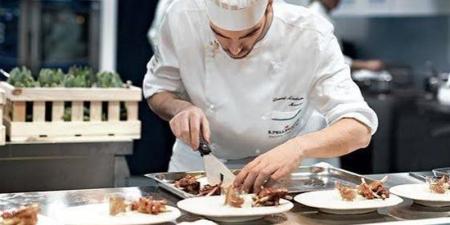 تفسير رؤية الطباخ في المنام وعلاقتها بالراحة والاستقرار - المدينة برس