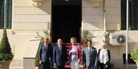 محافظ القاهرة يستقبل سفيرة الاتحاد الأوروبى - المدينة برس