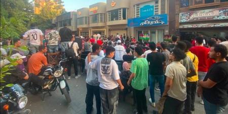 الآلاف في شارع جامعة الدول وميت عقبة يشجعون مصر أمام الأرجنتين (فيديو وصور) - المدينة برس