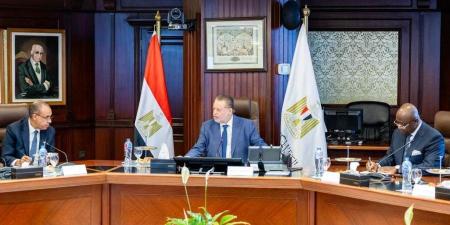 محافظ البنك المركزي يُشترك في اجتماع ثلاثي مع وزير الخارجية ورئيس البنك الإفريقي للتصدير والاستيراد - بوابة المدينة برس