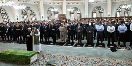 أين يقف الإمام في صلاة الجنازة، وما صفاتها وأركانها في المذاهب الأربعة؟ - المدينة برس