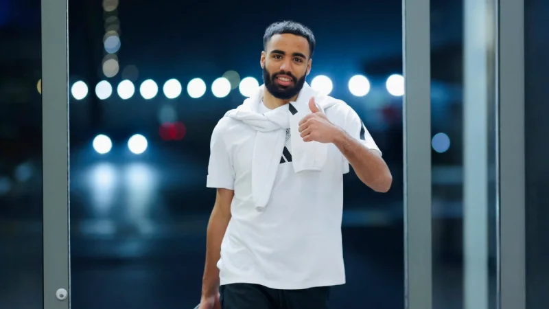 الفحوصات الطبية تكشف إصابة البوعينين بقطع في الأربطة وتغيب عن النصر