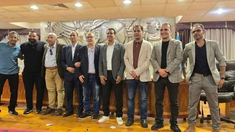 وزير الشباب والرياضة يهنئ لطفي السقعان بعد فوزه برئاسة رابطة النقاد الرياضيين
