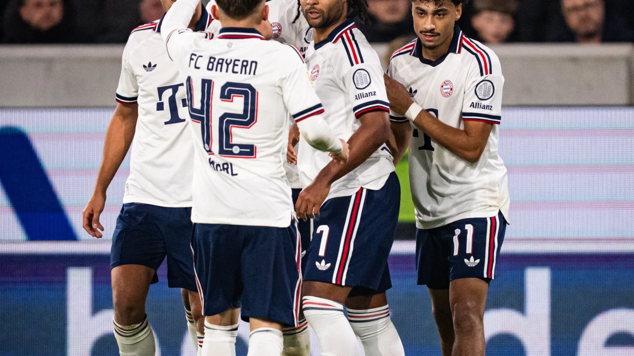بايرن ميونخ يستعيد صدارة الدوري الألماني