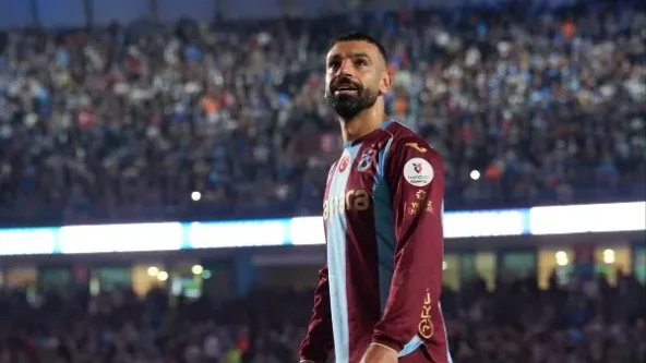 محمد صلاح يتفوق على ليونيل ميسي في تصنيفات إيلو الأسبوعية