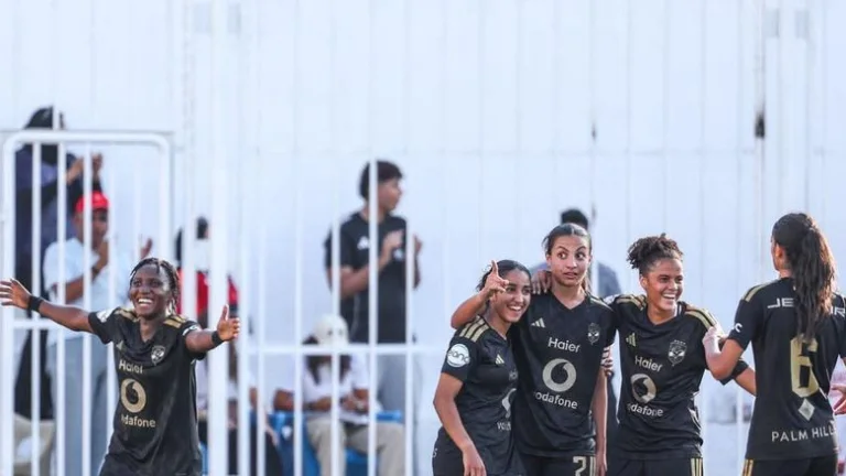 الأهلي يواجه بالم هيلز في دوري السيدات لكرة القدم