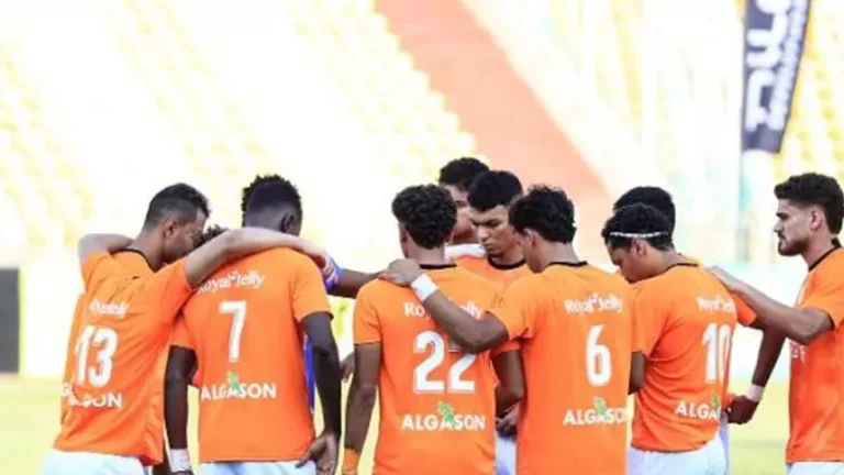 مدرب فاركو السابق ينفي ضرب أي لاعب في الفريق