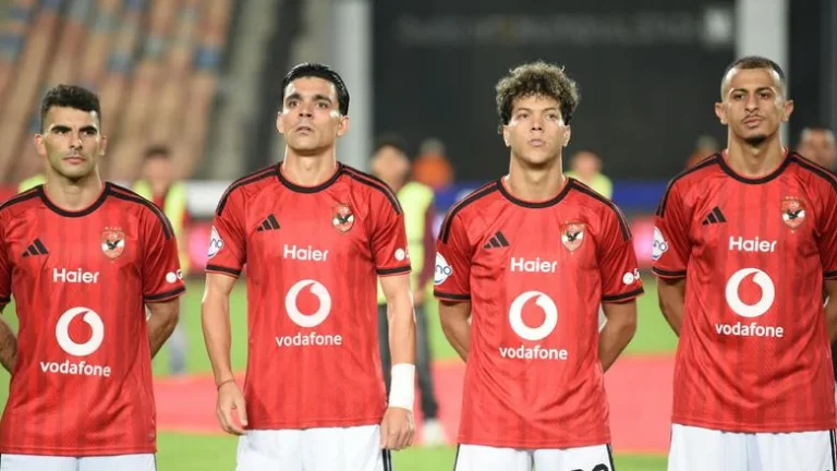 شوبير: ثلاثي الأهلي مهدد بالاستبعاد من المباريات