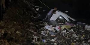 سقوط سيارة داخل مصرف صحي بشبين القناطر ونجاة قائدها بأعجوبة (صور) - المدينة برس