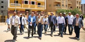 استجابة لشكاوى المواطنين، وزيرة الإسكان تتوجه إلى الحي المتميز بمدينة بدر لمتابعة الأعمال الجارية - المدينة برس