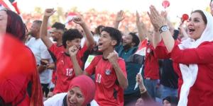 فرحة جماهير الفان زون بالعاصمة الإدارية خلال الشوط الأول لمباراة مصر والأرجنتين (صور) - المدينة برس