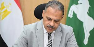 محافظ الشرقية يُصدر 14 قرارًا تأديبيًا لـ 42 من العاملين المقصرين - المدينة برس