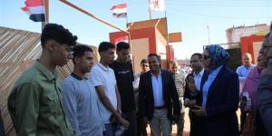 في مستهل جولتها بواحة بلاط، محافظ الوادي الجديد تتابع انتظام امتحانات الثانوية العامة (صور) - المدينة برس