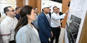 مدبولي يتفقد مركز المؤتمرات الدولي بالمدينة التراثية والحديقة المتحفية بالعلمين الجديدة - المدينة برس