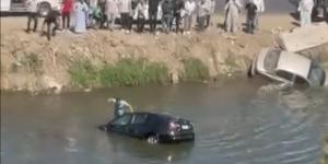 خاطر بحياته وما وقفش يصور، شاب ينقذ أسرة كاملة من الموت غرقا داخل ترعة بالغربية (فيديو) - المدينة برس