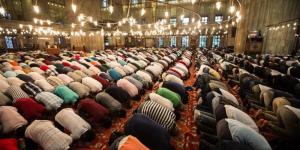موعد أذان المغرب اليوم الأحد بالقاهرة والمحافظات، إليك مواقيت الصلاة الرسمية - المدينة برس