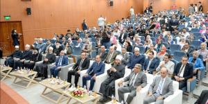 وزير الأوقاف ومحافظ الدقهلية يشهدان ندوة الصالون الثقافي حول دور الفكر الوسطي (صور) - المدينة برس