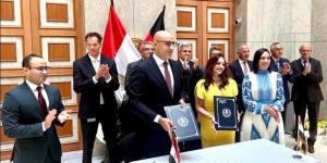 عبد اللطيف يوقع في برلين بروتوكول مع مؤسسة ساويرس لإنشاء 10 مدارس مصرية ألمانية للتكنولوجيا التطبيقية - المدينة برس