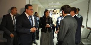 وزير الصحة: تعاون مصري فرنسي لنقل أحدث تقنيات علاج الأورام إلى مصر - المدينة برس