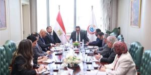 وزير الصحة يناقش تطوير مستشفى الفيوم العام وتعزيز المبادرات الرئاسية بالمحافظة - المدينة برس