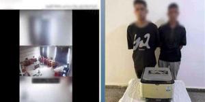 تسلقا السور في الظلام، سقوط لصين سرقا ماكينة طباعة من مدرسة بالقليوبية (فيديو) - المدينة برس