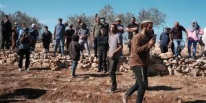 مستوطنون يشعلون النار في ممتلكات الفلسطينيين ببلدة عوريف جنوب نابلس - المدينة برس