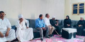 رئيسا أبشواي وسنورس بالفيوم يقدمان واجب العزاء لأسر ضحايا حادث الرياض - المدينة برس