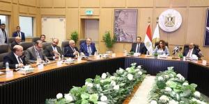 وزيرا التنمية المحلية والاتصالات وتكنولوجيا المعلومات يطلقان خدمة "تراخيص المحال العامة" عبر منصة مصر الرقمية - المدينة برس