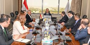 وزير التموين يبحث مع "أورانج" الدفع الإلكتروني والتسويق الذكي بمشروع “كاري أون” - المدينة برس