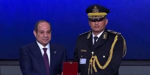 من مكافحة الجريمة إلى نوط الامتياز، السيرة الذاتية للواء أشرف عبد الموجود مدير أمن الفيوم الجديد - المدينة برس