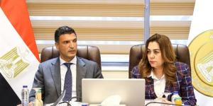 وزير الصناعة: الدولة تولي اهتمامًا كبيرًا بتنمية محافظات الصعيد - المدينة برس