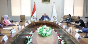 نائب محافظ الوادى الجديد يوجه بسرعة انتهاء مشروعات"حياة كريمة" بالفرافرة - المدينة برس
