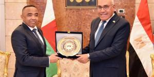 رئيس جمهورية مدغشقر يزور الهيئة العربية للتصنيع لبحث أوجه التعاون المشترك - المدينة برس