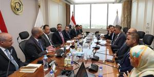 وزيرا التموين والاتصالات يتابعان منظومة كارت الخدمات الحكومية الموحد - المدينة برس