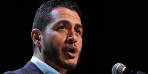 ذا جارديان: عبد الرحمن السيد يضع الديمقراطيين أمام اختبار حاسم قبل انتخابات الرئاسة الأمريكية - المدينة برس