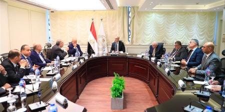 وزير التعليم يبحث التعاون مع اتحاد الصناعات لتطوير المدارس الفنية والتوسع في مدارس التكنولوجيا التطبيقية - المدينة برس