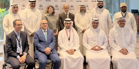 الجامعة الأمريكية توقع مذكرة تفاهم مع «المحاسبين» لتعزيز التعاون - بوابة المدينة برس