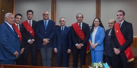 وزير العدل: حريصون على توفير سبل الدعم لتمكين القضاة من أداء رسالتهم - المدينة برس