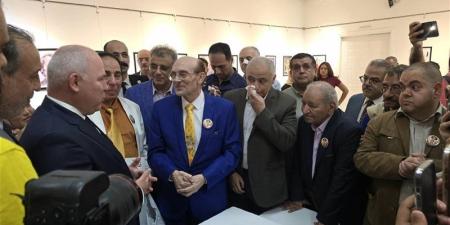 محمد صبحي ورئيس قطاع الفنون التشكيلية يفتتحان "فارس الفن العربي" (صور) - المدينة برس