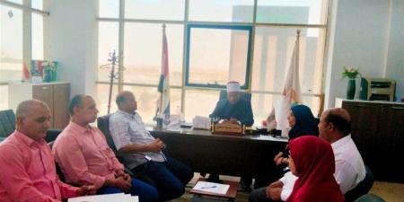 تعظيم موارد الأوقاف وتكثيف الرقابة على الملحقات باجتماع خدمات الوادي الجديد - المدينة برس